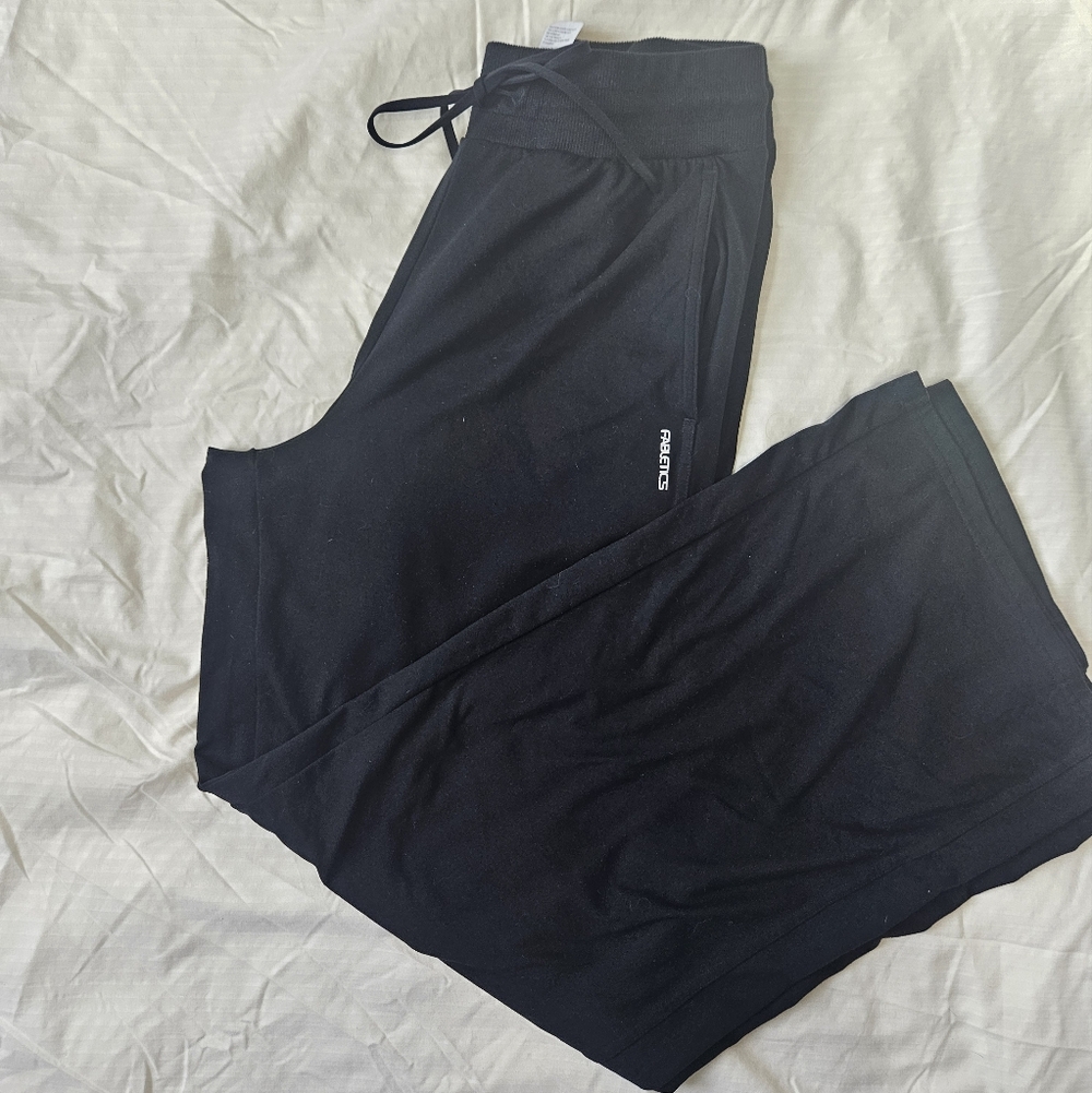 Fabletics Black Wide Leg Pants Size M